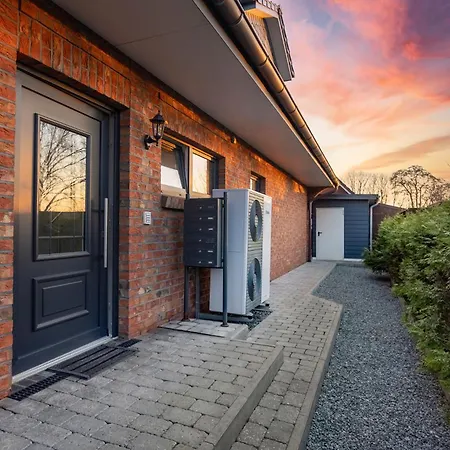 Nordsee-auszeit - Hafenruh - Haustierfrei - 500 M Zur Seehundstation - Ideal Fuer Familien & Paare Lägenhet